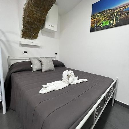 House Della Grotta Daire Napoli Dış mekan fotoğraf