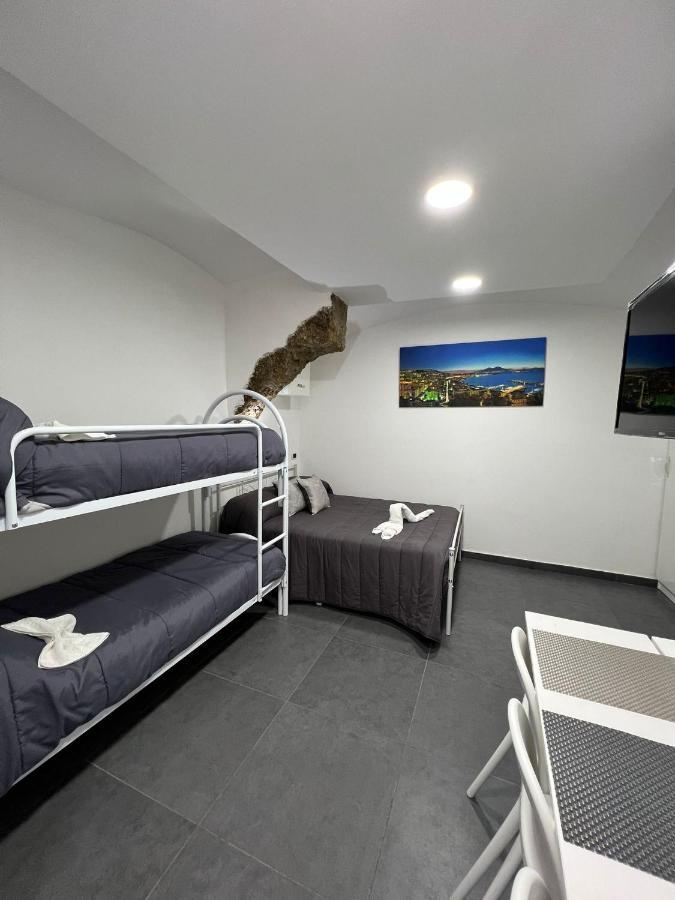 House Della Grotta Daire Napoli Dış mekan fotoğraf
