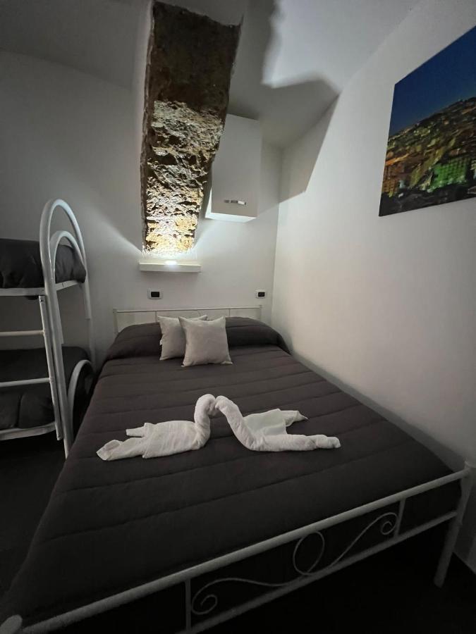 House Della Grotta Daire Napoli Dış mekan fotoğraf