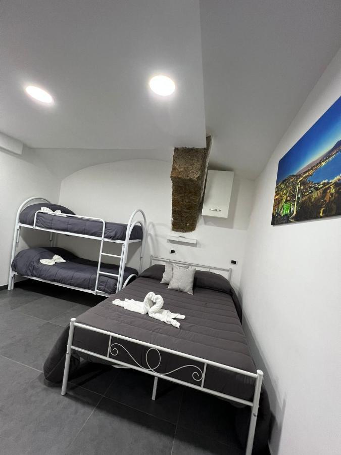 House Della Grotta Daire Napoli Dış mekan fotoğraf