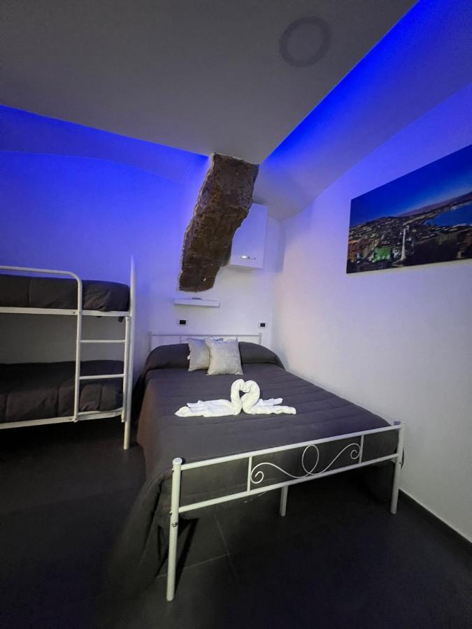 House Della Grotta Daire Napoli Dış mekan fotoğraf